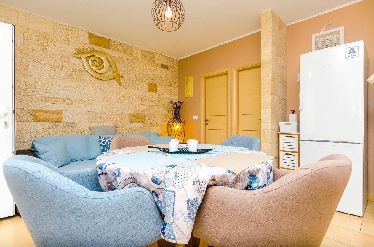 Apartments Nives Trogir Luaran gambar