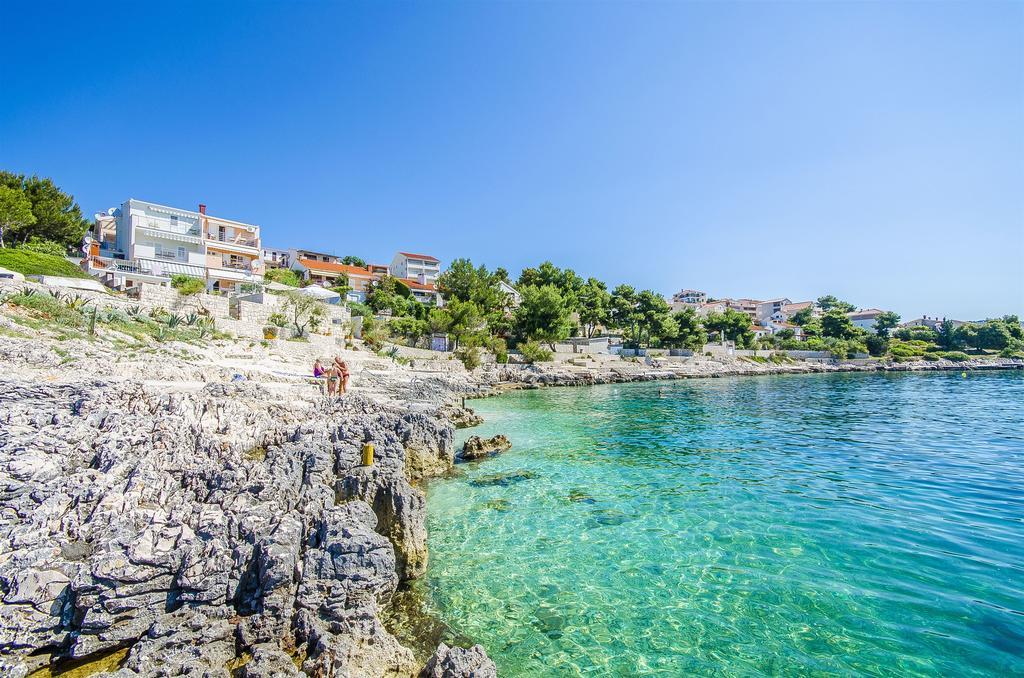 Apartments Nives Trogir Luaran gambar