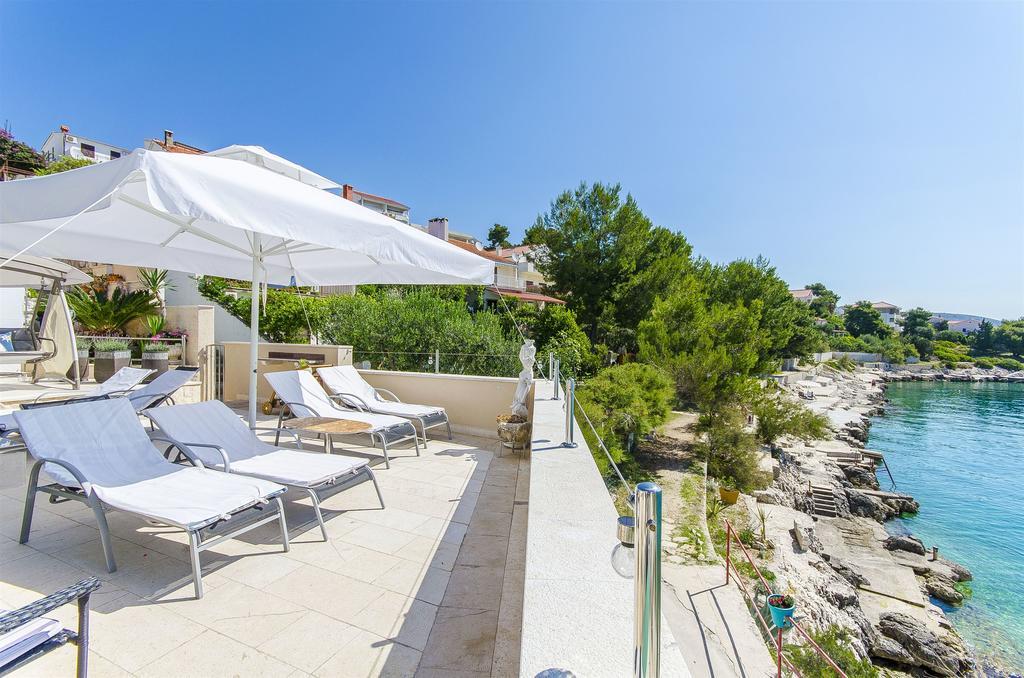 Apartments Nives Trogir Luaran gambar