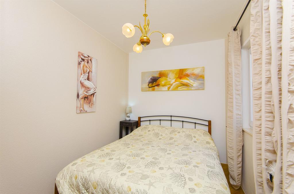 Apartments Nives Trogir Luaran gambar