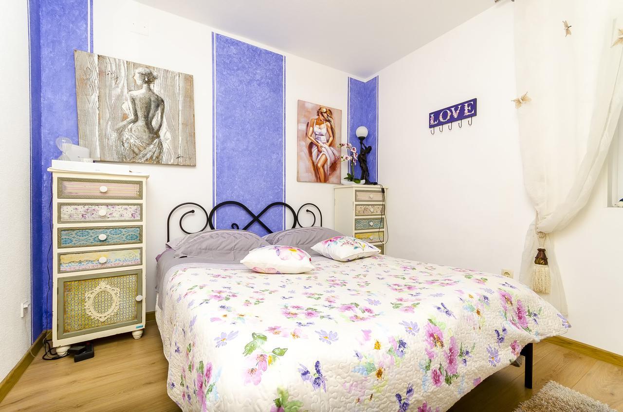 Apartments Nives Trogir Luaran gambar